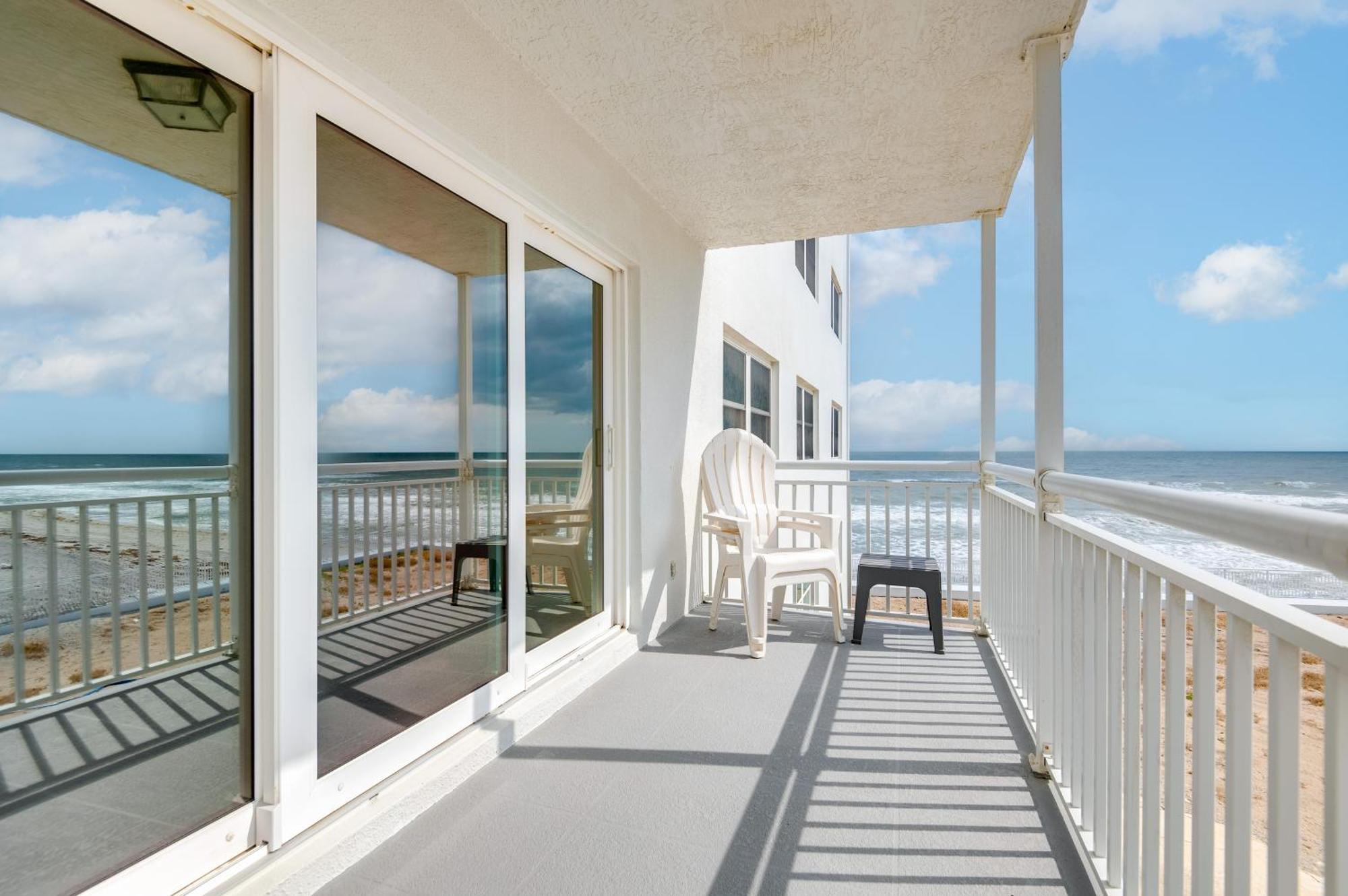 Walk To Shore Satellite Beach Condo With Ocean View Екстер'єр фото